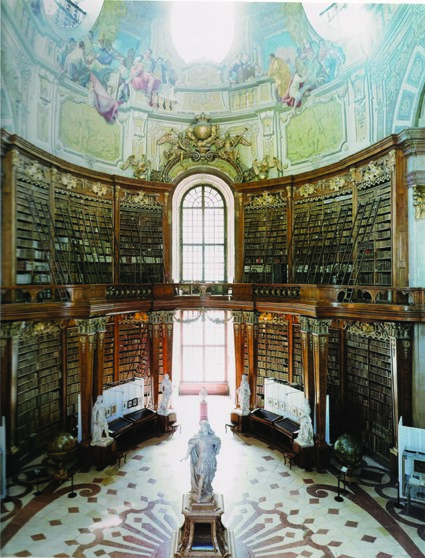nationnale-library-of-austria-vienna